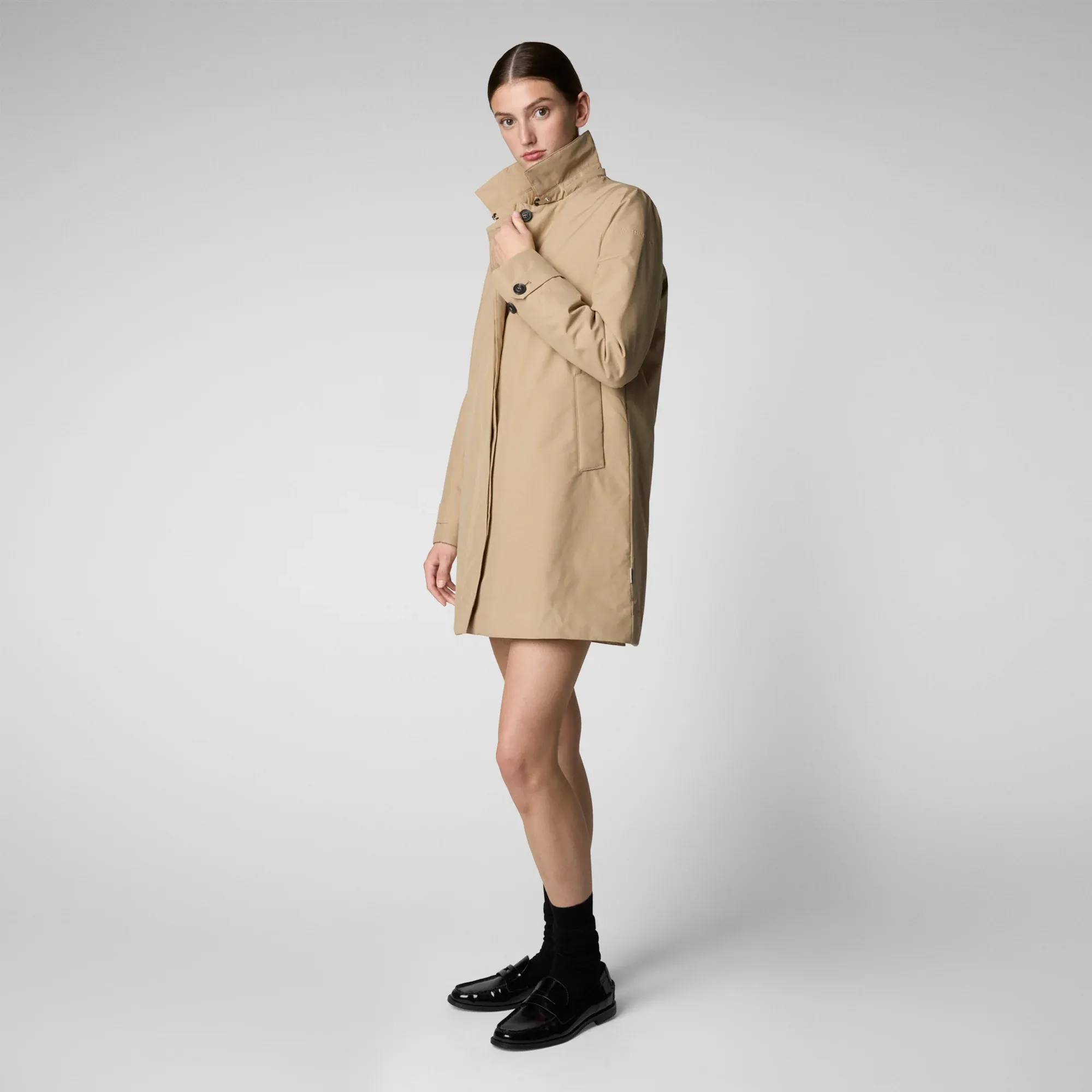 SAVE THE DUCK Cappotto donna in soft shell cappuccio staccabile CAPPOTTO CAPPUCCIO EMBIE